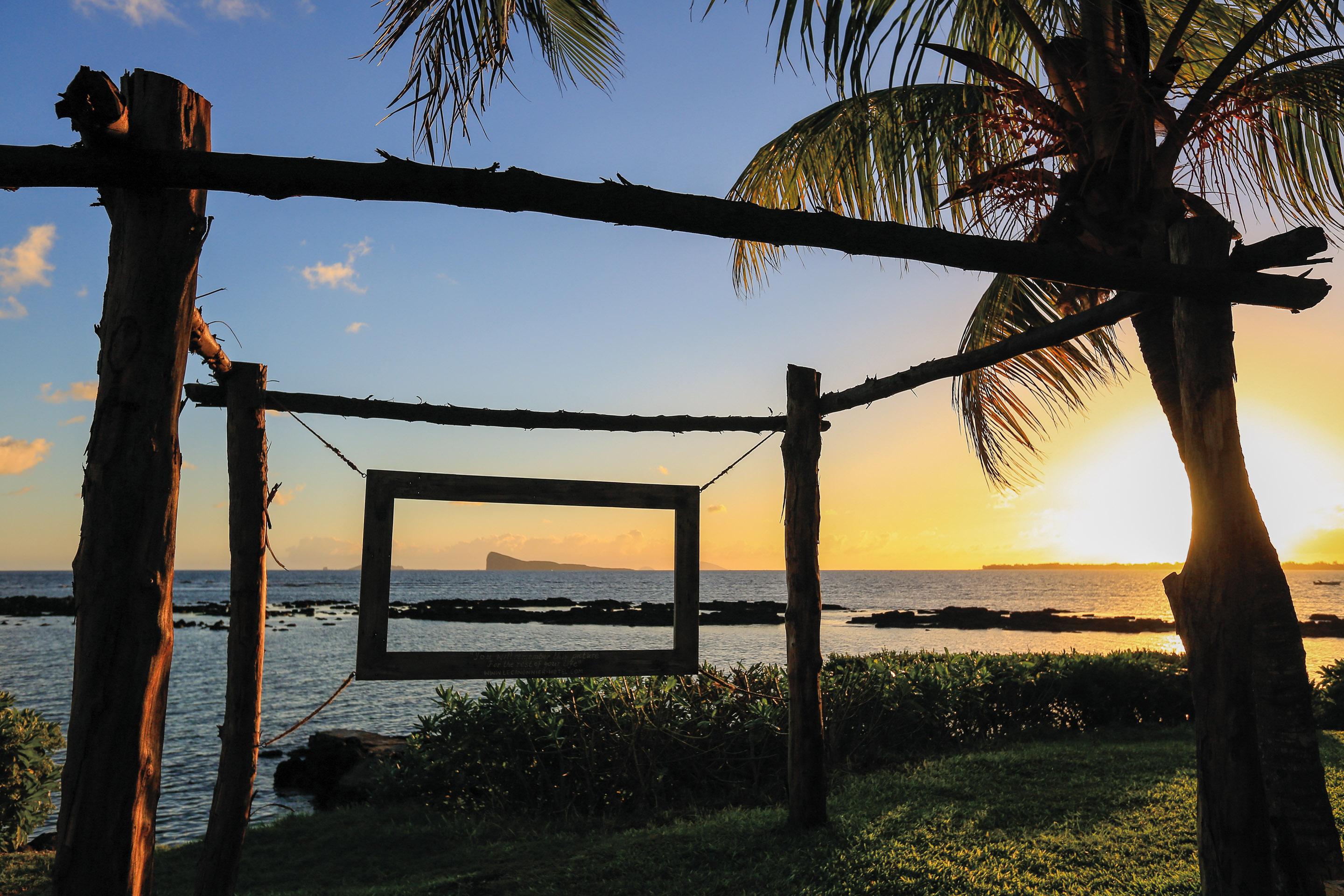 Canonnier Beachcomber Golf Resort & Spa Pointe aux Canonniers Esterno foto